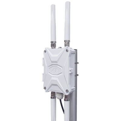 Rugged 4G Outdoor Router SIM Slots